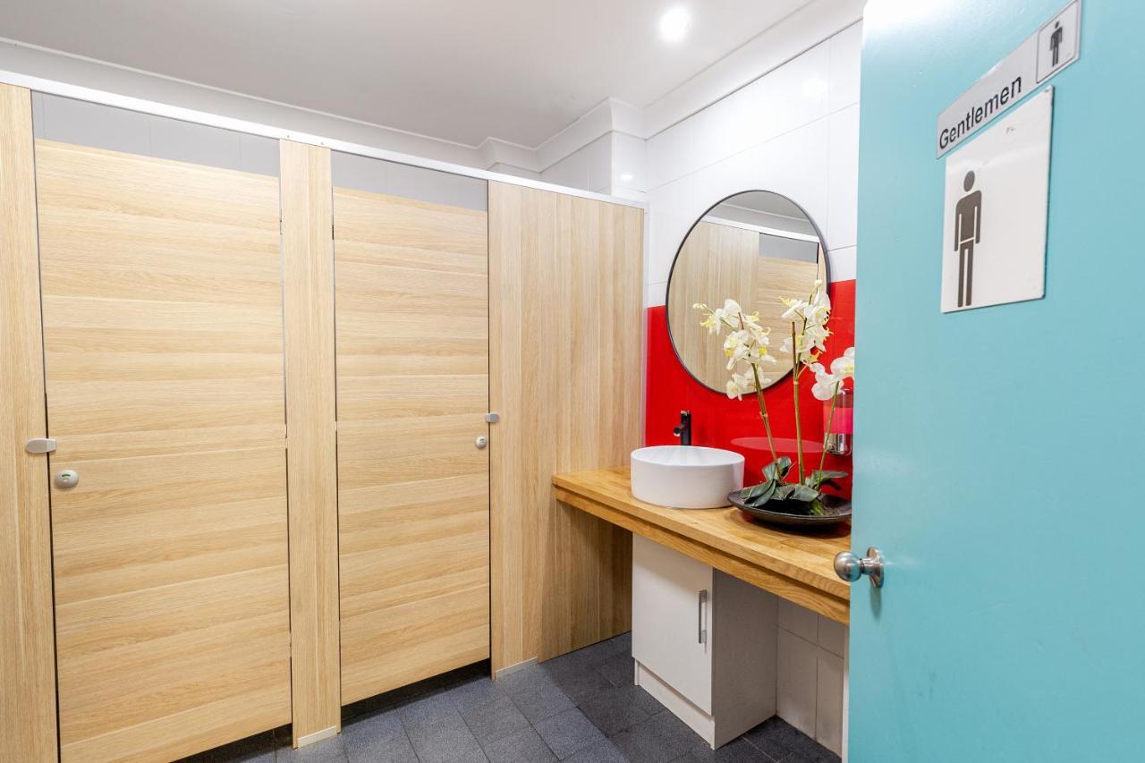 Mad Monkey Hostel Coogee Beach Randwick Экстерьер фото